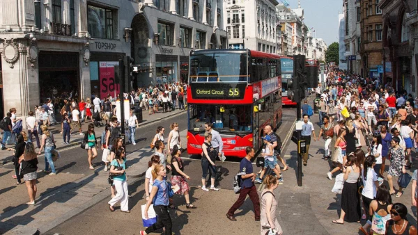 Oxford Street - active pedestrian + frontage